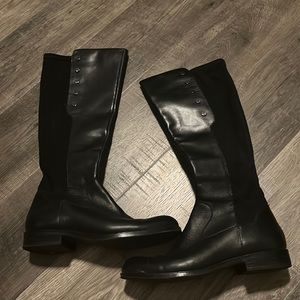 Tahari knee high zip boots size 7.5